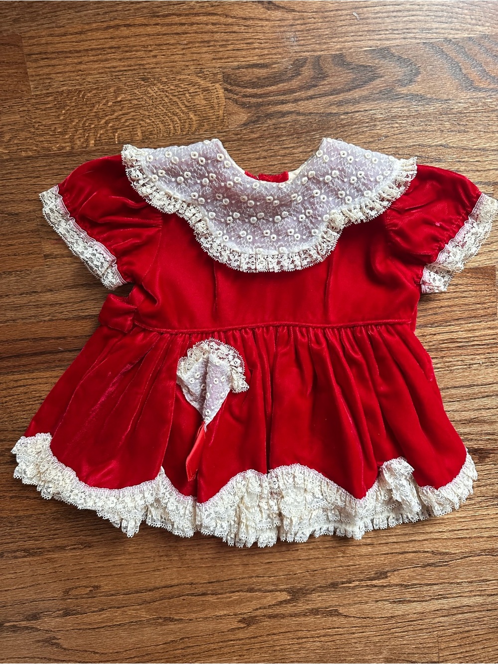 Vintage Handmade Holiday Red White Velvet Ruffle Lace Dress Baby Girl 9-12 Mo?